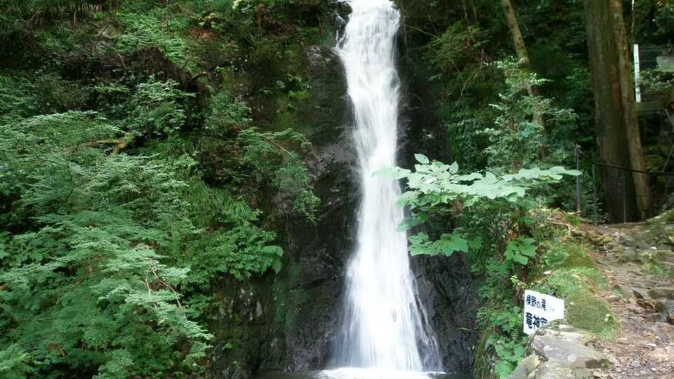 イメージ写真。横野滝